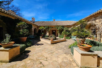 c1f1d7855acd9899863127e6d15b5a17 - 1