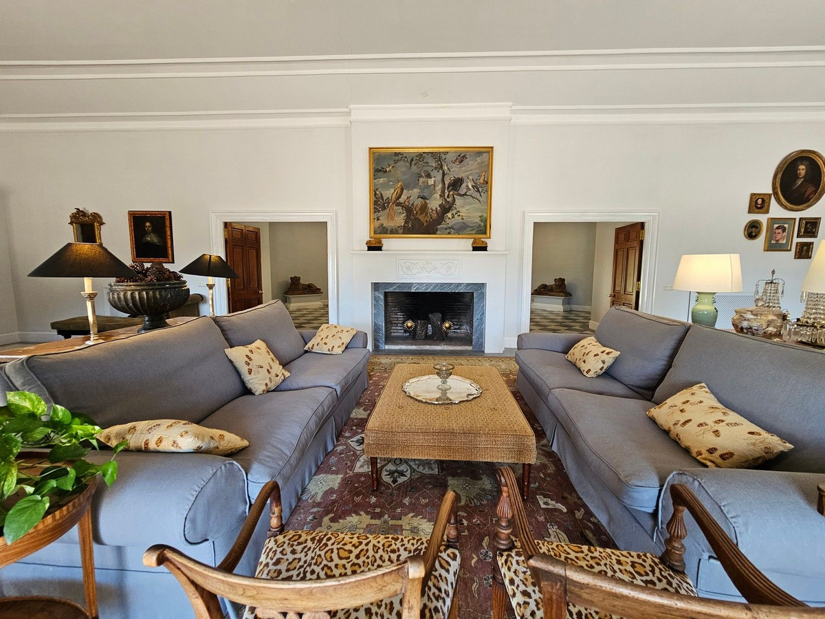 c1f1d7855acd9899863127e6d15b5a17 - 12