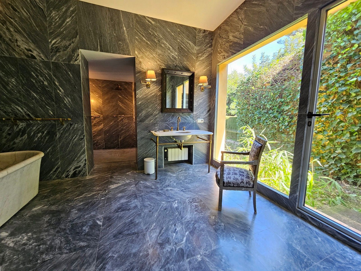 c1f1d7855acd9899863127e6d15b5a17 - 22