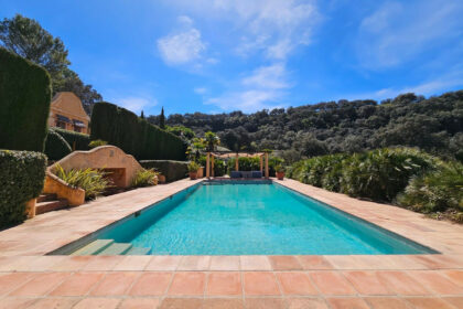 c1f1d7855acd9899863127e6d15b5a17 - 30