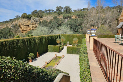 c1f1d7855acd9899863127e6d15b5a17 - 34