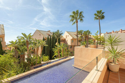 c214cb4ca3730404b8546a488b03d961 - 18