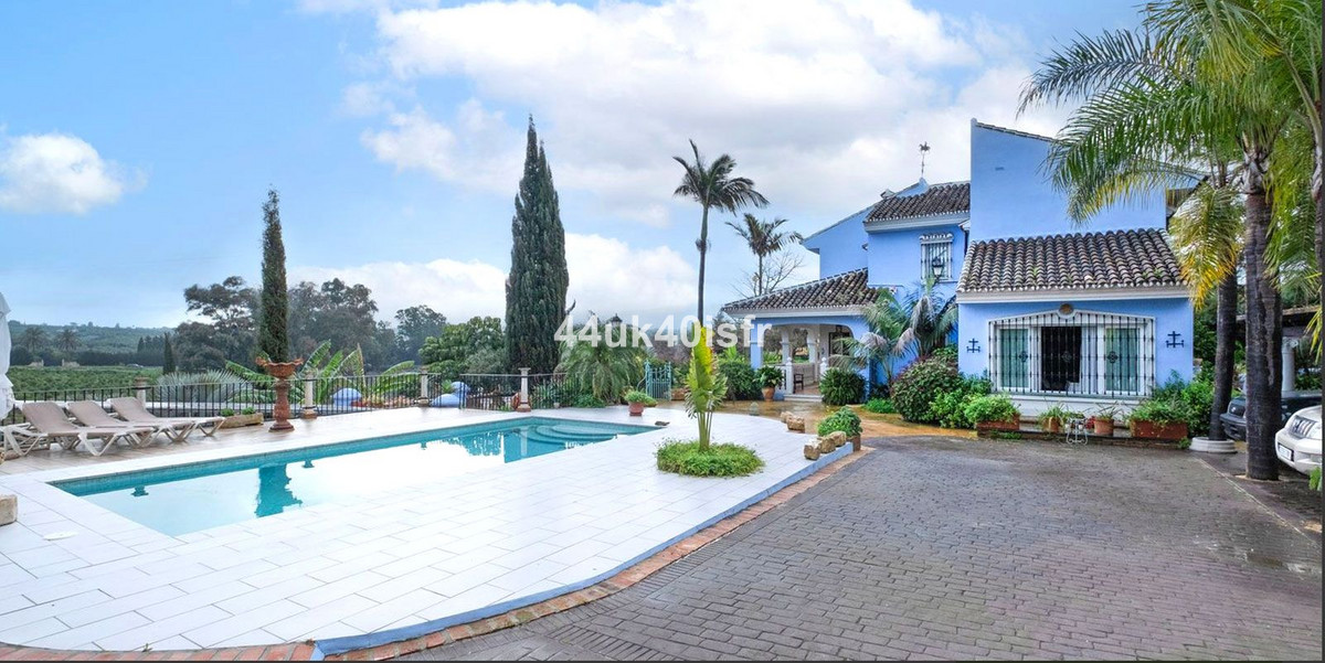 c290356c95f9bdeb45c12d5a1884b677 - 1