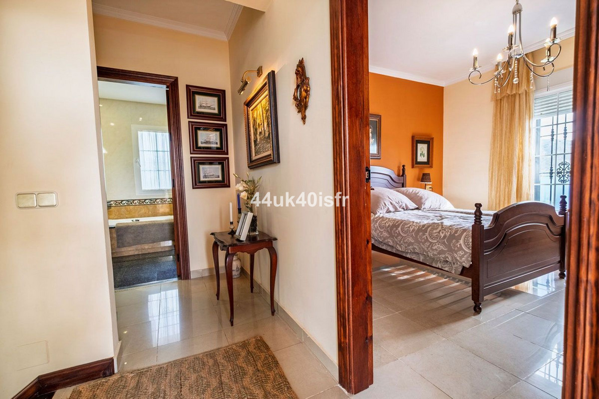 c290356c95f9bdeb45c12d5a1884b677 - 8