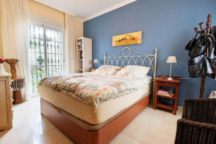 c290356c95f9bdeb45c12d5a1884b677 - 9