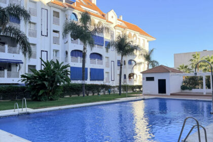 c301ee7598957944f6a52811ce1a25c4 - 26