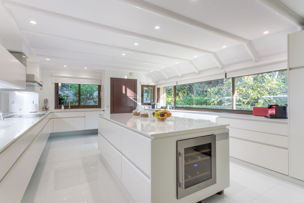 c3971a1739a717a4160d08ae2f1434cc - 33