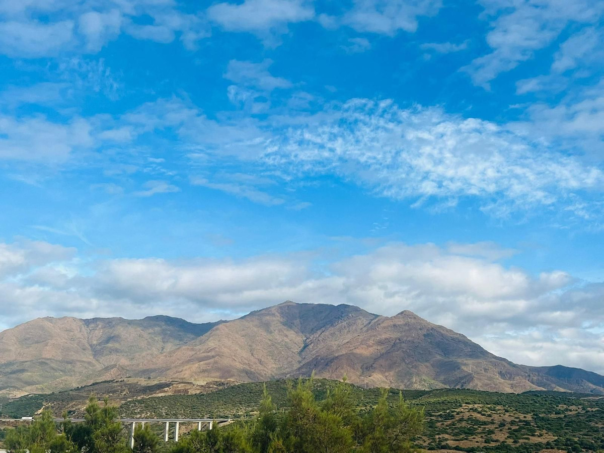 c40a32bafe661dae846a03282d708c99 - 20