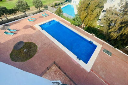 c40a32bafe661dae846a03282d708c99 - 23