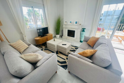 c40a32bafe661dae846a03282d708c99 - 3