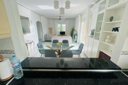 c40a32bafe661dae846a03282d708c99 - 9