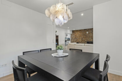 c43c5a82fb64ec2706bcb645dd85a5f9 - 10