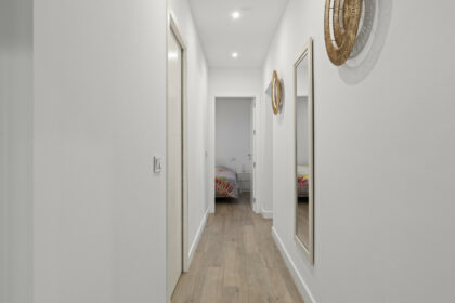 c43c5a82fb64ec2706bcb645dd85a5f9 - 16