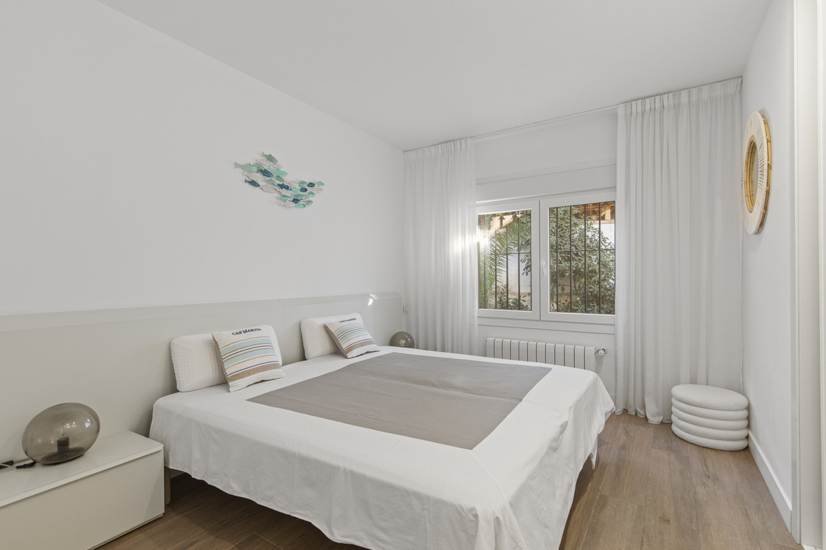 c43c5a82fb64ec2706bcb645dd85a5f9 - 26