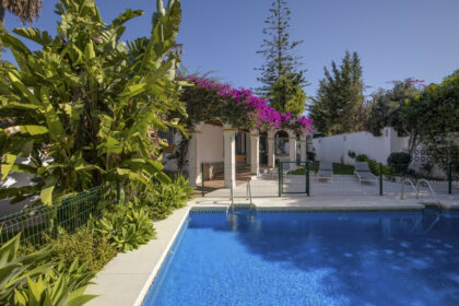 c43c5a82fb64ec2706bcb645dd85a5f9 - 27