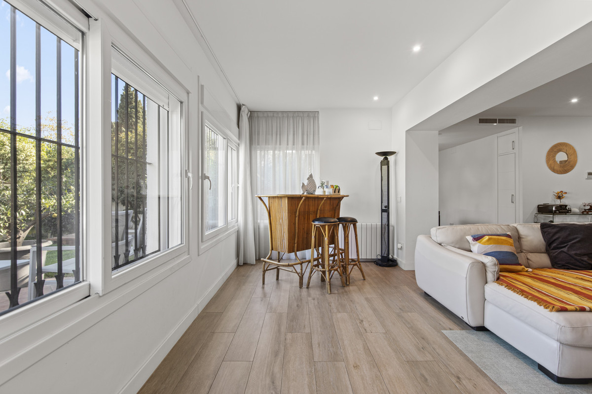 c43c5a82fb64ec2706bcb645dd85a5f9 - 5