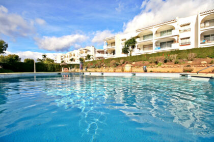 c4f9acb855d3f2e2b1c79d52c670d98c - 1