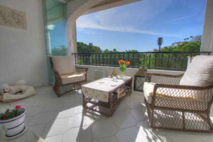 c4f9acb855d3f2e2b1c79d52c670d98c - 5