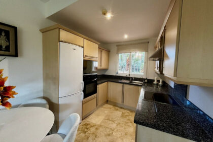 c52f47460fe46320d04ede5e89fecc35 - 13