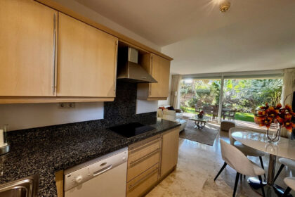 c52f47460fe46320d04ede5e89fecc35 - 14