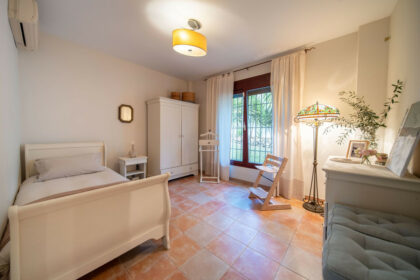 c56e09f37e116faab7f97fcac74367a4 - 18