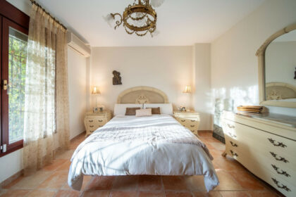 c56e09f37e116faab7f97fcac74367a4 - 23