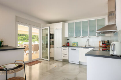 c5ac85222f68bebe3c5cfd354e1bfeb9 - 25