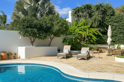 c5ac85222f68bebe3c5cfd354e1bfeb9 - 35