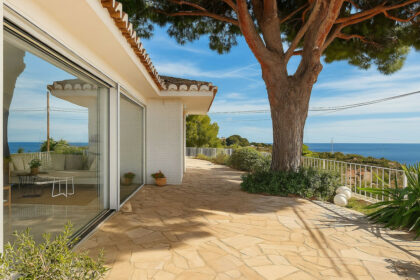 c5ac85222f68bebe3c5cfd354e1bfeb9 - 37