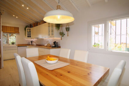 c5bf6e539f22556fc039b801b4ad2bd5 - 24