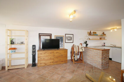 c5bf6e539f22556fc039b801b4ad2bd5 - 50