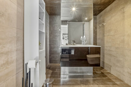 c5c0a30d07d7493d8398882c6f35df9b - 12