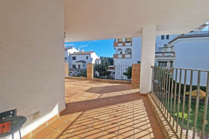 c5f3e013f0be0e0c6e90941a8a695eb4 - 10