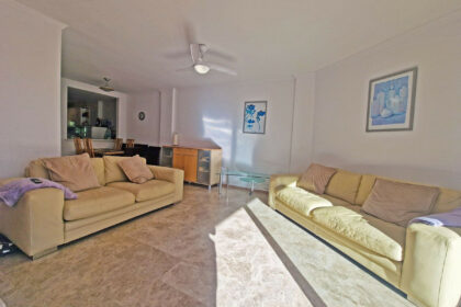 c5f3e013f0be0e0c6e90941a8a695eb4 - 12