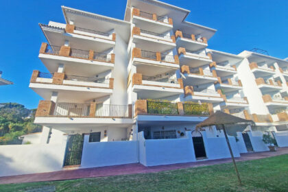 c5f3e013f0be0e0c6e90941a8a695eb4 - 2