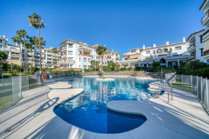 c5f3e013f0be0e0c6e90941a8a695eb4 - 28