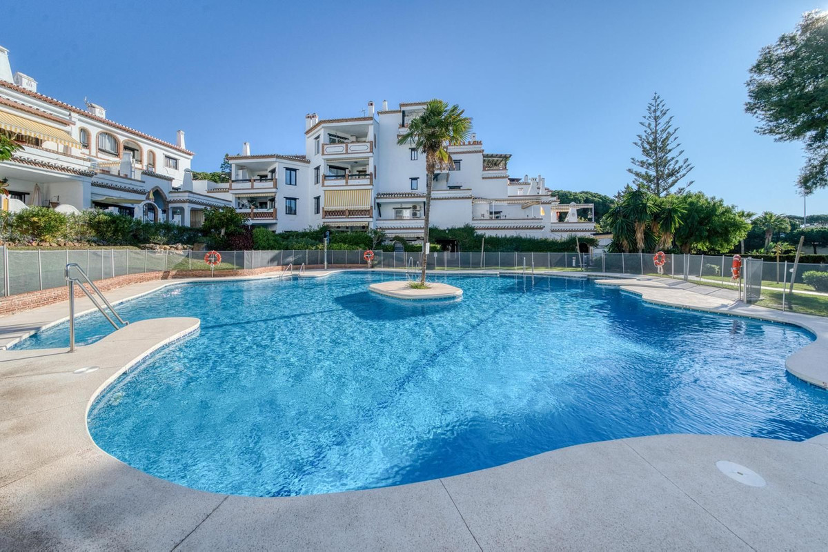 c5f3e013f0be0e0c6e90941a8a695eb4 - 29