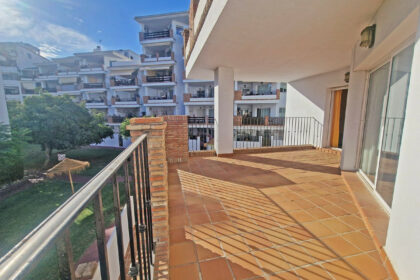 c5f3e013f0be0e0c6e90941a8a695eb4 - 3