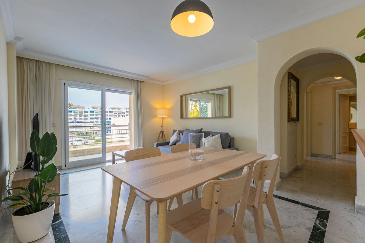 c61ec2f9a8b62cfe64b17a56d0ff6a6d - 10