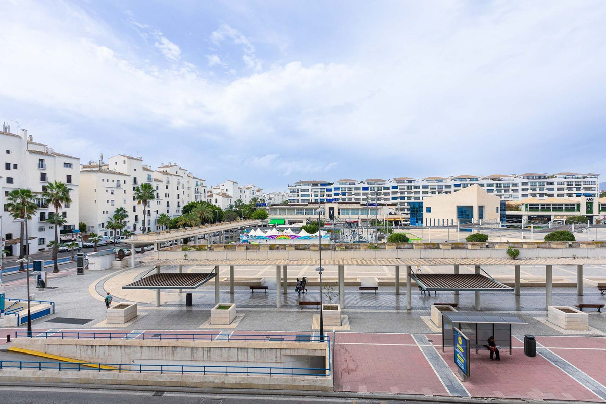 c61ec2f9a8b62cfe64b17a56d0ff6a6d - 14