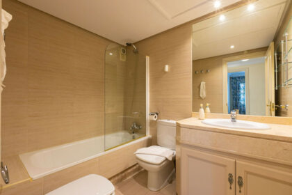 c61ec2f9a8b62cfe64b17a56d0ff6a6d - 22