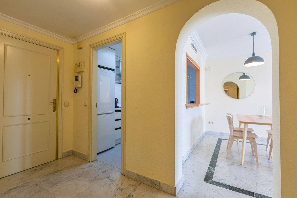 c61ec2f9a8b62cfe64b17a56d0ff6a6d - 7