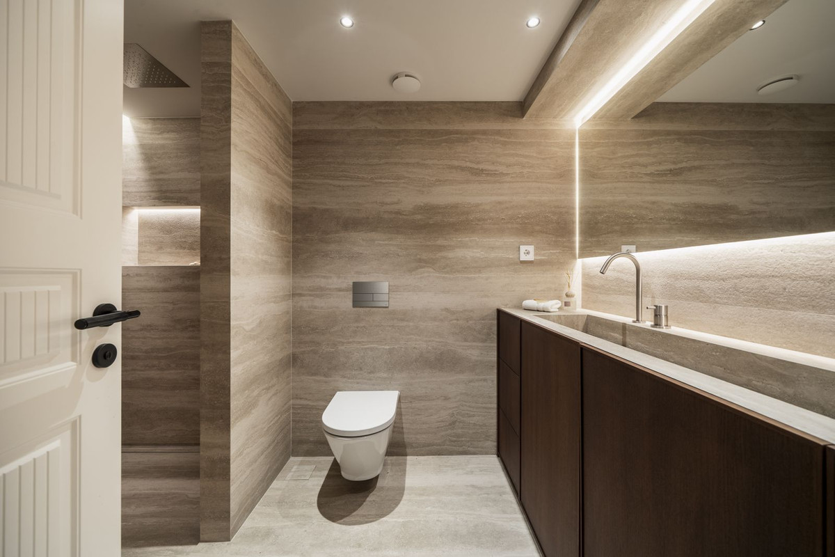 c65c02a16d411fe8247bcdf42eee08b0 - 23