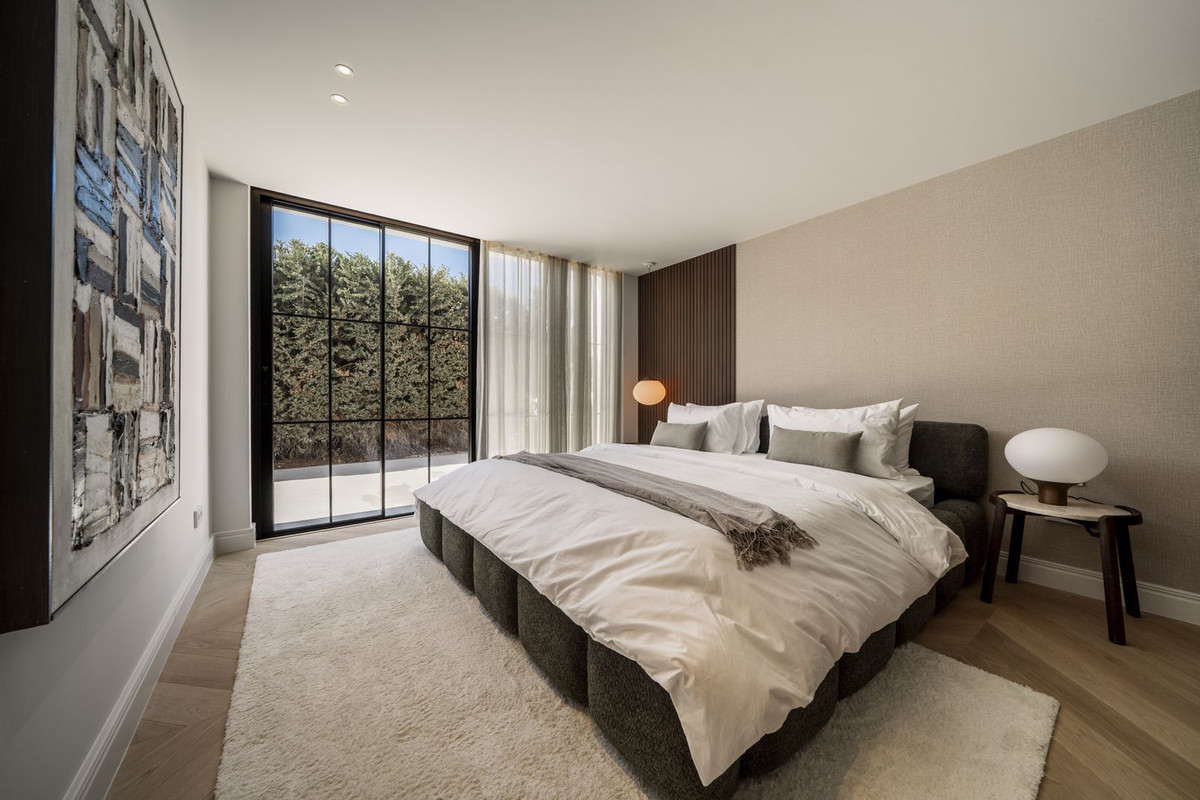 c65c02a16d411fe8247bcdf42eee08b0 - 27