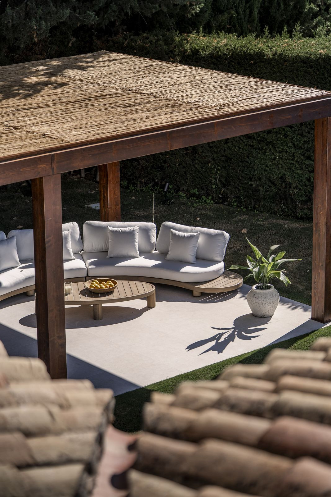 c65c02a16d411fe8247bcdf42eee08b0 - 35