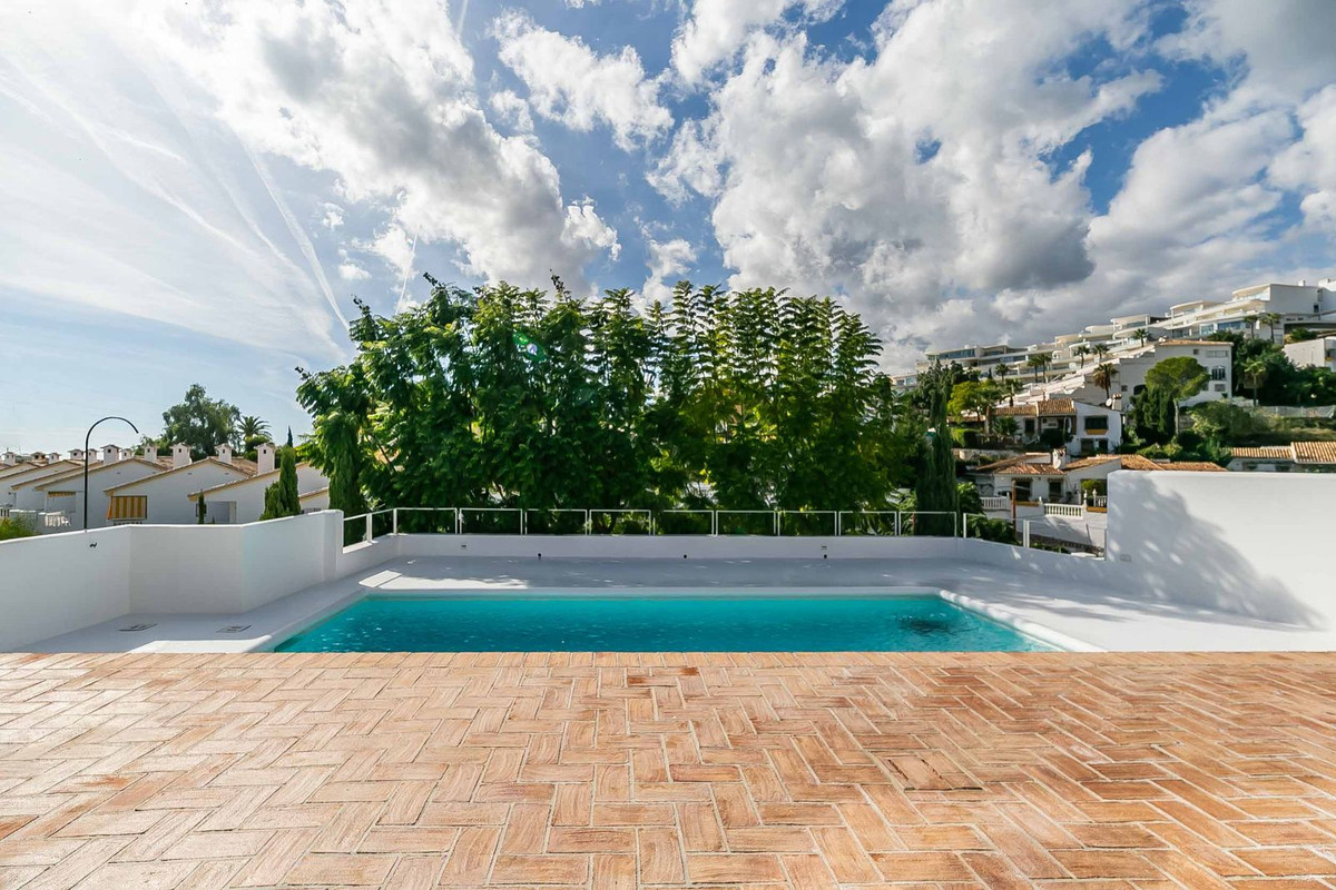 c6adc70be09f526830534d3a614d7e6b - 101