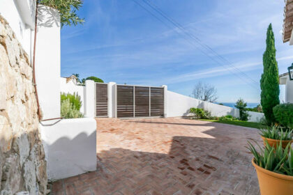 c6adc70be09f526830534d3a614d7e6b - 103