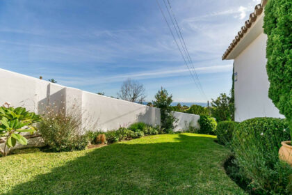 c6adc70be09f526830534d3a614d7e6b - 108