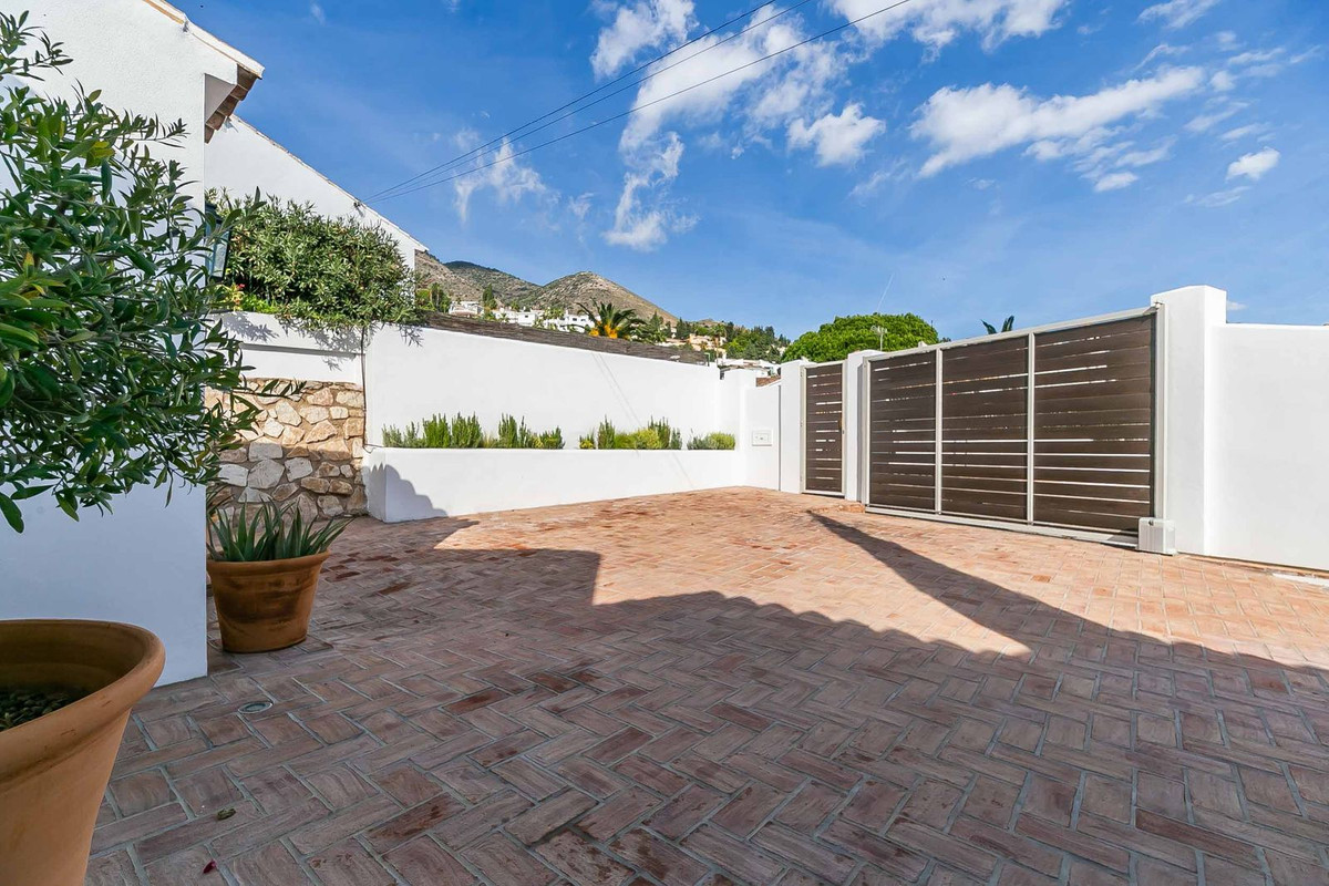 c6adc70be09f526830534d3a614d7e6b - 109