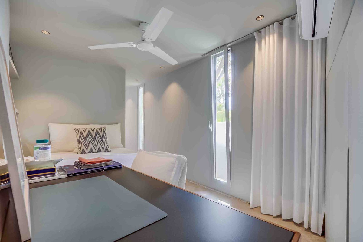 c6adc70be09f526830534d3a614d7e6b - 11